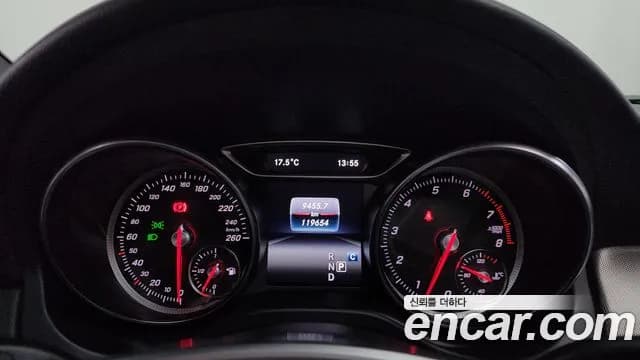 2018 Mercedes-Benz CLA-Class C117 CLA220 AMG Line Sold VIN WDDSJ4FB5JN572312 – photo 17 2018 Mercedes-Benz CLA-Class C117 CLA220 AMG Line Sold VIN WDDSJ4FB5JN572312 – photo 17