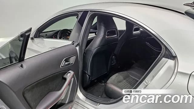 2018 Mercedes-Benz CLA-Class C117 CLA220 AMG Line Sold VIN WDDSJ4FB5JN659563 – trunk area 2018 Mercedes-Benz CLA-Class C117 CLA220 AMG Line Sold VIN WDDSJ4FB5JN659563 – trunk area