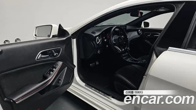 2018 Mercedes-Benz CLA-Class C117 CLA220 AMG Line Sold VIN WDDSJ4FB5JN694605 – front exterior 2018 Mercedes-Benz CLA-Class C117 CLA220 AMG Line Sold VIN WDDSJ4FB5JN694605 – front exterior
