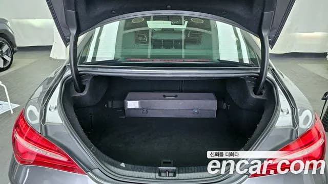 2017 Mercedes-Benz CLA-Class C117 CLA250 4MATIC Sold VIN WDDSJ4GB5HN441096 – dashboard 2017 Mercedes-Benz CLA-Class C117 CLA250 4MATIC Sold VIN WDDSJ4GB5HN441096 – dashboard