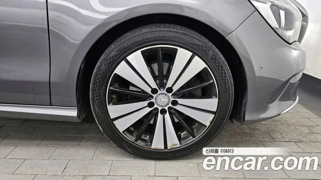 2017 Mercedes-Benz CLA-Class C117 CLA250 4MATIC Sold VIN WDDSJ4GB5HN441096 – photo 19 2017 Mercedes-Benz CLA-Class C117 CLA250 4MATIC Sold VIN WDDSJ4GB5HN441096 – photo 19