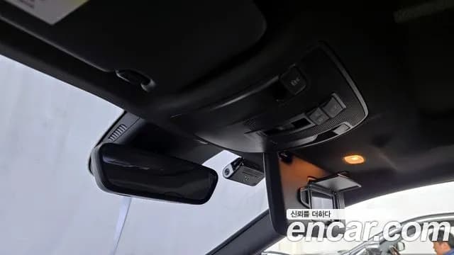 2017 Mercedes-Benz CLA-Class C117 CLA45 AMG 4MATIC Sold VIN WDDSJ5CB7HN425848 – exterior detail 2017 Mercedes-Benz CLA-Class C117 CLA45 AMG 4MATIC Sold VIN WDDSJ5CB7HN425848 – exterior detail