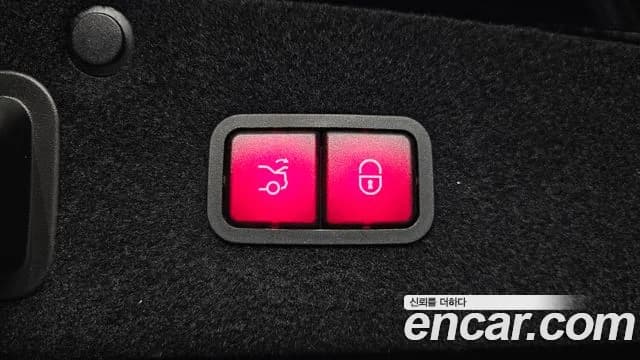 2018 Mercedes-Benz S-Class W222 S350 d 4MATIC Sold VIN WDDUF2BB0JA373003 – exterior detail 2018 Mercedes-Benz S-Class W222 S350 d 4MATIC Sold VIN WDDUF2BB0JA373003 – exterior detail
