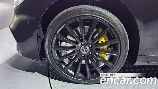 2018 Mercedes-Benz S-Class W222 S350 d 4MATIC Sold VIN WDDUF2BB3JA370046 – trunk area 2018 Mercedes-Benz S-Class W222 S350 d 4MATIC Sold VIN WDDUF2BB3JA370046 – trunk area