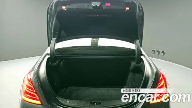 2017 Mercedes-Benz S-Class W222 S350L d 4MATIC Sold VIN WDDUG3DB1HA293252 – rear exterior 2017 Mercedes-Benz S-Class W222 S350L d 4MATIC Sold VIN WDDUG3DB1HA293252 – rear exterior