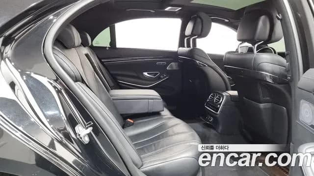2019 Mercedes-Benz S-Class W222 S350L Sold VIN WDDUG5FB1KA496710 – trunk area 2019 Mercedes-Benz S-Class W222 S350L Sold VIN WDDUG5FB1KA496710 – trunk area