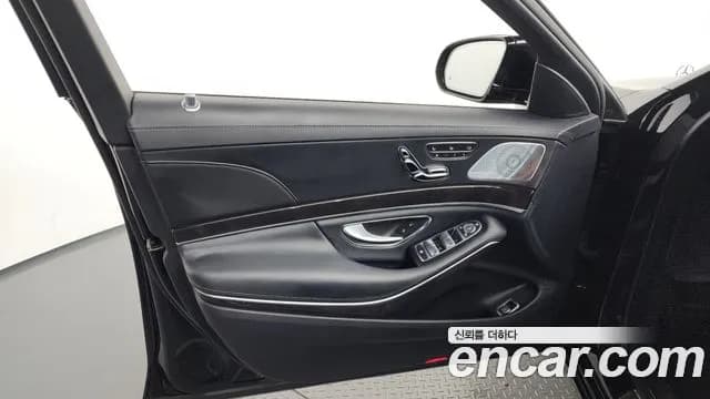 2019 Mercedes-Benz S-Class W222 S350L Sold VIN WDDUG5FB1KA496710 – photo 16 2019 Mercedes-Benz S-Class W222 S350L Sold VIN WDDUG5FB1KA496710 – photo 16