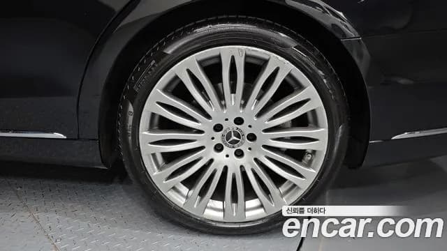 2019 Mercedes-Benz S-Class W222 S450L 4MATIC Sold VIN WDDUG6EB3KA478961 – front exterior 2019 Mercedes-Benz S-Class W222 S450L 4MATIC Sold VIN WDDUG6EB3KA478961 – front exterior