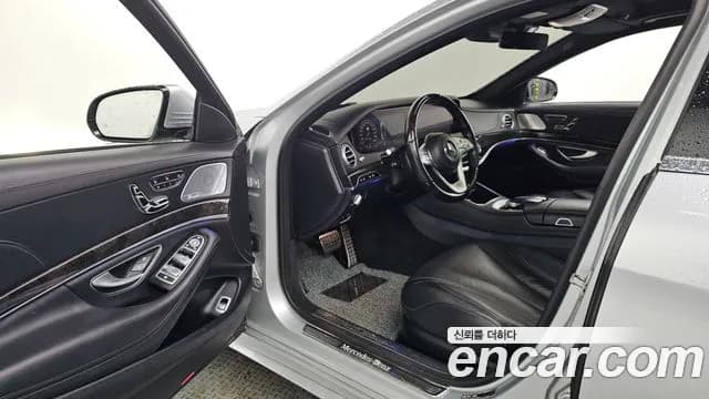 2018 Mercedes-Benz S-Class W222 S450L 4MATIC Sold VIN WDDUG6EB6JA364239 – interior seats 2018 Mercedes-Benz S-Class W222 S450L 4MATIC Sold VIN WDDUG6EB6JA364239 – interior seats