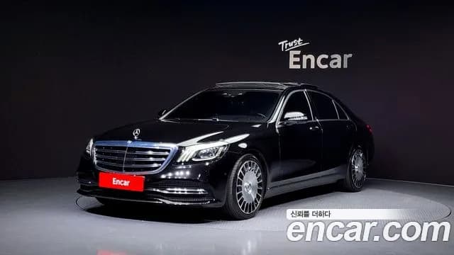 2018 Mercedes-Benz S-Class W222 S560L Sold VIN WDDUG8DB2JA422005 – interior seats 2018 Mercedes-Benz S-Class W222 S560L Sold VIN WDDUG8DB2JA422005 – interior seats