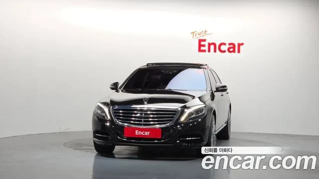 2017 Mercedes-Benz S-Class W222 S500L 4MATIC Sold VIN WDDUG8FBXHA289517 – interior seats 2017 Mercedes-Benz S-Class W222 S500L 4MATIC Sold VIN WDDUG8FBXHA289517 – interior seats