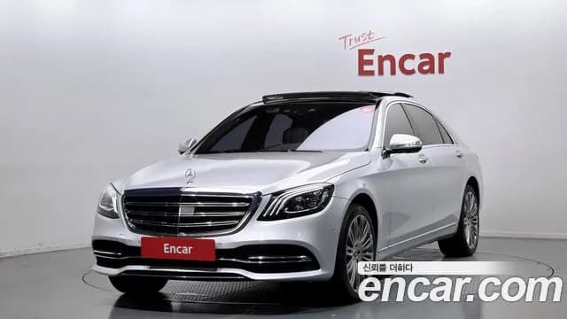 2018 Mercedes-Benz S-Class W222 S560L 4MATIC Sold VIN WDDUG8GB5JA347523 – trunk area 2018 Mercedes-Benz S-Class W222 S560L 4MATIC Sold VIN WDDUG8GB5JA347523 – trunk area