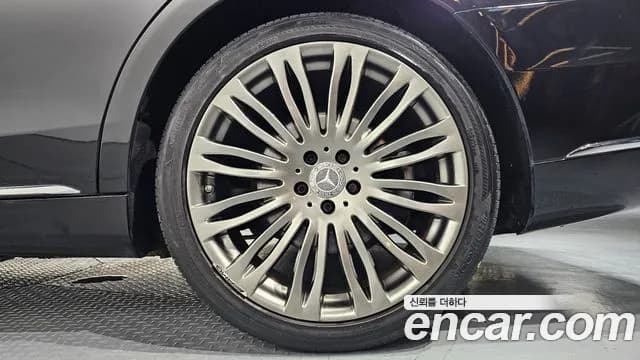 2018 Mercedes-Benz S-Class W222 S560L 4MATIC Sold VIN WDDUG8GB6JA375704 – photo 14 2018 Mercedes-Benz S-Class W222 S560L 4MATIC Sold VIN WDDUG8GB6JA375704 – photo 14