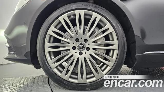 2018 Mercedes-Benz S-Class W222 S560L 4MATIC Sold VIN WDDUG8GB6JA375704 – photo 25 2018 Mercedes-Benz S-Class W222 S560L 4MATIC Sold VIN WDDUG8GB6JA375704 – photo 25