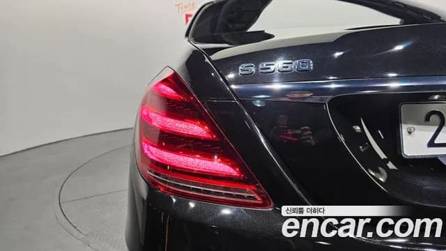 2018 Mercedes-Benz S-Class W222 S560L 4MATIC Sold VIN WDDUG8GB6JA375704 – photo 26 2018 Mercedes-Benz S-Class W222 S560L 4MATIC Sold VIN WDDUG8GB6JA375704 – photo 26