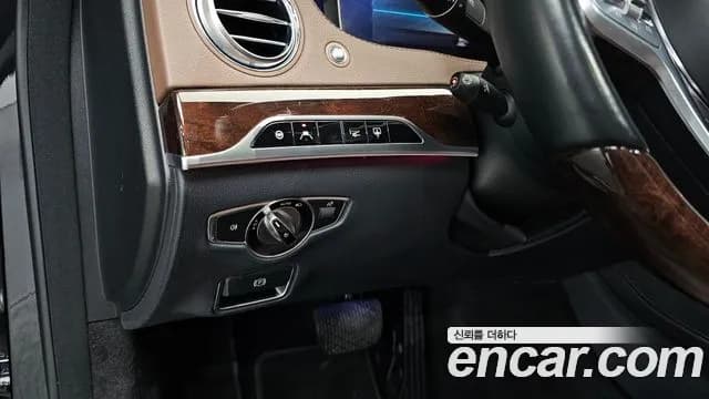 2018 Mercedes-Benz S-Class W222 S560L 4MATIC Sold VIN WDDUG8GB6JA420902 – photo 19 2018 Mercedes-Benz S-Class W222 S560L 4MATIC Sold VIN WDDUG8GB6JA420902 – photo 19