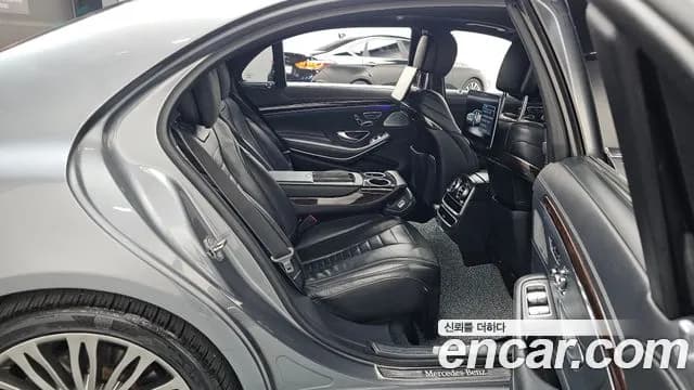 2019 Mercedes-Benz S-Class W222 S560L 4MATIC Sold VIN WDDUG8GB9KA447982 – rear exterior 2019 Mercedes-Benz S-Class W222 S560L 4MATIC Sold VIN WDDUG8GB9KA447982 – rear exterior