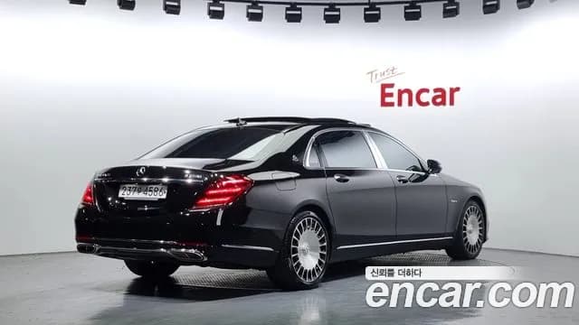 2019 Mercedes-Benz S-Class W222 Maybach S560 4MATIC Sold VIN WDDUX8GB3KA471291 – trunk area 2019 Mercedes-Benz S-Class W222 Maybach S560 4MATIC Sold VIN WDDUX8GB3KA471291 – trunk area