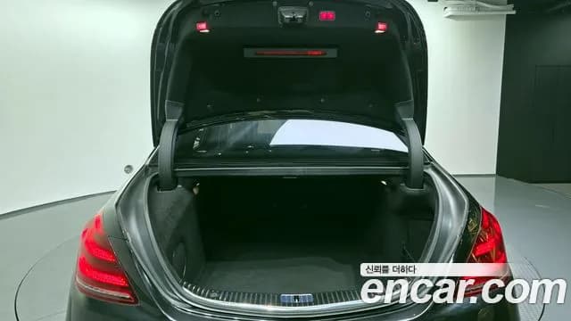 2018 Mercedes-Benz S-Class W222 Maybach S560 4MATIC Sold VIN WDDUX8GBXJA355293 – photo 19 2018 Mercedes-Benz S-Class W222 Maybach S560 4MATIC Sold VIN WDDUX8GBXJA355293 – photo 19