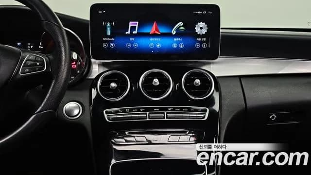 2018 Mercedes-Benz C-Class W205 C220 d Avantgarde Sold VIN WDDWF0EB1JR378012 – photo 17 2018 Mercedes-Benz C-Class W205 C220 d Avantgarde Sold VIN WDDWF0EB1JR378012 – photo 17