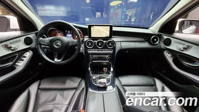 2018 Mercedes-Benz C-Class W205 C220 d Avantgarde Sold VIN WDDWF0EB5JR378224 – photo 16 2018 Mercedes-Benz C-Class W205 C220 d Avantgarde Sold VIN WDDWF0EB5JR378224 – photo 16