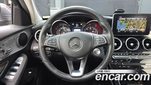 2018 Mercedes-Benz C-Class W205 C220 d Avantgarde Sold VIN WDDWF0EB8JR365094 – photo 20 2018 Mercedes-Benz C-Class W205 C220 d Avantgarde Sold VIN WDDWF0EB8JR365094 – photo 20
