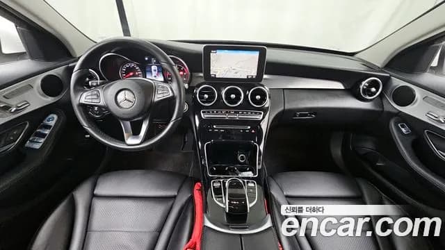 2018 Mercedes-Benz C-Class W205 C220 d Avantgarde Sold VIN WDDWF0EB8JR372143 – photo 14 2018 Mercedes-Benz C-Class W205 C220 d Avantgarde Sold VIN WDDWF0EB8JR372143 – photo 14