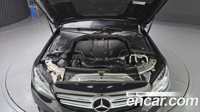 2018 Mercedes-Benz C-Class W205 C220 d Avantgarde Sold VIN WDDWF0EB9JR346358 – photo 13 2018 Mercedes-Benz C-Class W205 C220 d Avantgarde Sold VIN WDDWF0EB9JR346358 – photo 13