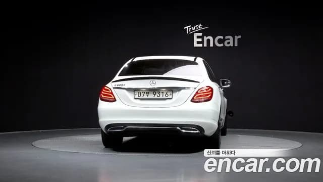 2018 Mercedes-Benz C-Class W205 C220 d Avantgarde Sold VIN WDDWF0EB9JR375326 – front exterior 2018 Mercedes-Benz C-Class W205 C220 d Avantgarde Sold VIN WDDWF0EB9JR375326 – front exterior