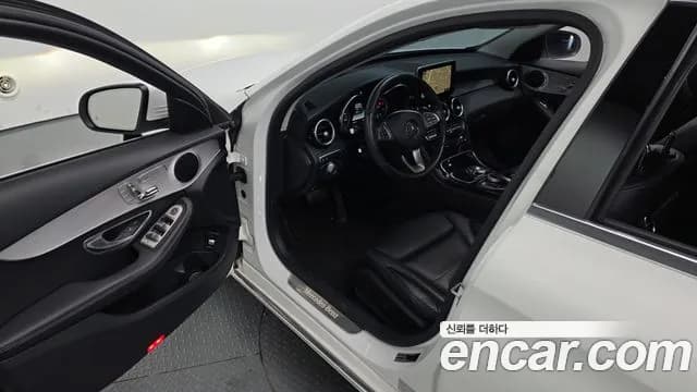 2017 Mercedes-Benz C-Class W205 C220 d 4MATIC Sold VIN WDDWF0FB4HR275692 – photo 20 2017 Mercedes-Benz C-Class W205 C220 d 4MATIC Sold VIN WDDWF0FB4HR275692 – photo 20