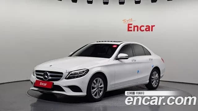 2019 Mercedes-Benz C-Class W205 C220 d Avantgarde Sold VIN WDDWF1EB7KR487680 – trunk area 2019 Mercedes-Benz C-Class W205 C220 d Avantgarde Sold VIN WDDWF1EB7KR487680 – trunk area