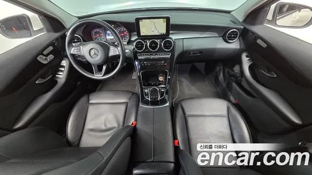 2017 Mercedes-Benz C-Class W205 C200 Sold VIN WDDWF4CB0HF587702 – front exterior 2017 Mercedes-Benz C-Class W205 C200 Sold VIN WDDWF4CB0HF587702 – front exterior