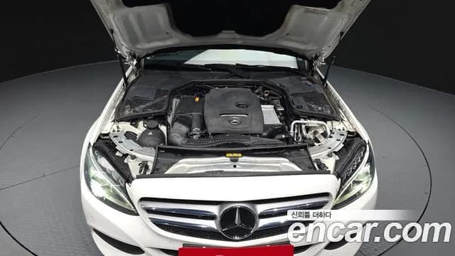 2017 Mercedes-Benz C-Class W205 C200 Avantgarde Sold VIN WDDWF4CB6HF593729 – photo 16 2017 Mercedes-Benz C-Class W205 C200 Avantgarde Sold VIN WDDWF4CB6HF593729 – photo 16