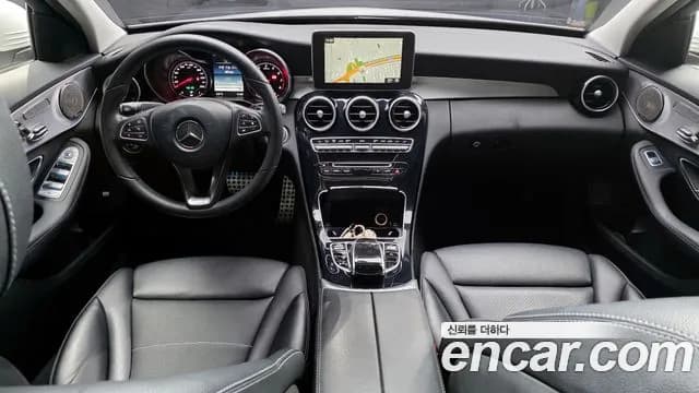 2017 Mercedes-Benz C-Class W205 C200 Avantgarde Sold VIN WDDWF4CB8HF509989 – exterior detail 2017 Mercedes-Benz C-Class W205 C200 Avantgarde Sold VIN WDDWF4CB8HF509989 – exterior detail