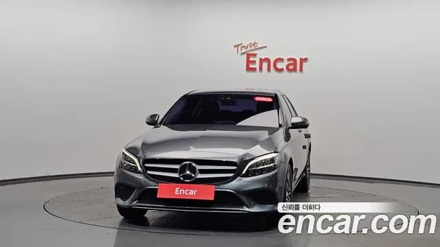 2019 Mercedes-Benz C-Class W205 C200 Sold VIN WDDWF8AB1KR511793 – photo 19 2019 Mercedes-Benz C-Class W205 C200 Sold VIN WDDWF8AB1KR511793 – photo 19
