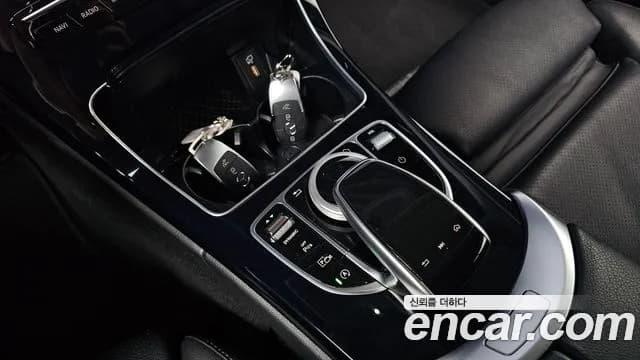 2019 Mercedes-Benz C-Class W205 C200 Sold VIN WDDWF8AB1KR511793 – photo 31 2019 Mercedes-Benz C-Class W205 C200 Sold VIN WDDWF8AB1KR511793 – photo 31