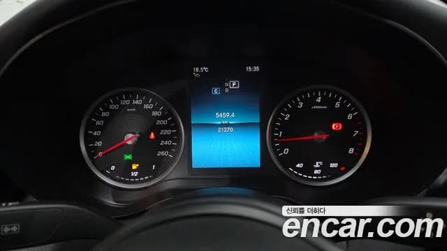 2019 Mercedes-Benz C-Class W205 C200 Sold VIN WDDWF8AB8KR503514 – exterior detail 2019 Mercedes-Benz C-Class W205 C200 Sold VIN WDDWF8AB8KR503514 – exterior detail