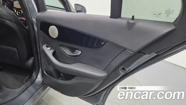 2019 Mercedes-Benz C-Class W205 C200 Sold VIN WDDWF8AB8KR503514 – photo 23 2019 Mercedes-Benz C-Class W205 C200 Sold VIN WDDWF8AB8KR503514 – photo 23