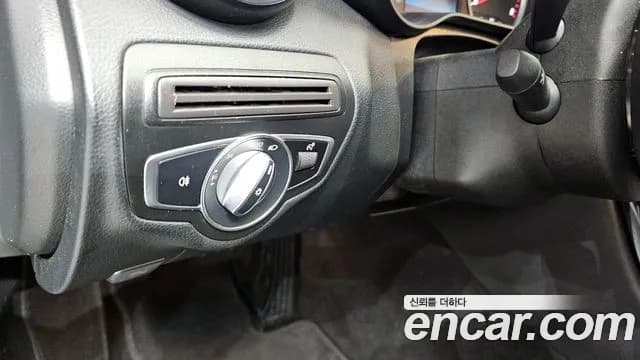 2020 Mercedes-Benz C-Class W205 C200 Sold VIN WDDWF8ABXLR563733 – dashboard 2020 Mercedes-Benz C-Class W205 C200 Sold VIN WDDWF8ABXLR563733 – dashboard