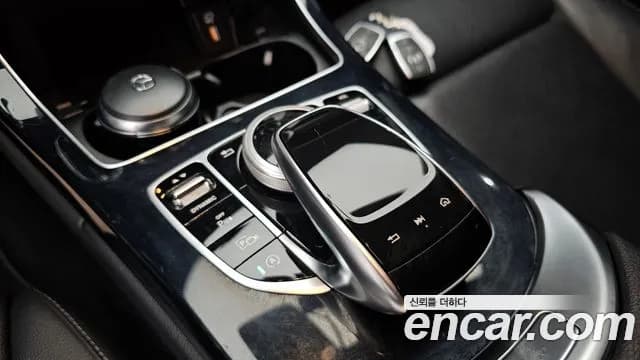 2020 Mercedes-Benz C-Class W205 C200 Sold VIN WDDWF8ABXLR563733 – photo 19 2020 Mercedes-Benz C-Class W205 C200 Sold VIN WDDWF8ABXLR563733 – photo 19