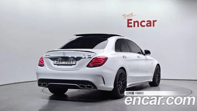 2017 Mercedes-Benz C-Class W205 C63 S AMG Sold VIN WDDWF8HB0HF568602 – photo 14 2017 Mercedes-Benz C-Class W205 C63 S AMG Sold VIN WDDWF8HB0HF568602 – photo 14