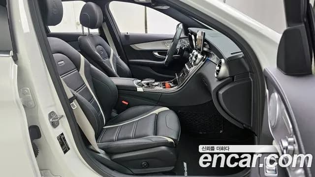 2017 Mercedes-Benz C-Class W205 C63 S AMG Sold VIN WDDWF8HB0HF568602 – photo 30 2017 Mercedes-Benz C-Class W205 C63 S AMG Sold VIN WDDWF8HB0HF568602 – photo 30
