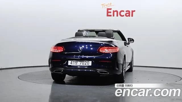 2017 Mercedes-Benz C-Class W205 C200 Cabriolet Sold VIN WDDWK4CB2HF528162 – photo 16 2017 Mercedes-Benz C-Class W205 C200 Cabriolet Sold VIN WDDWK4CB2HF528162 – photo 16