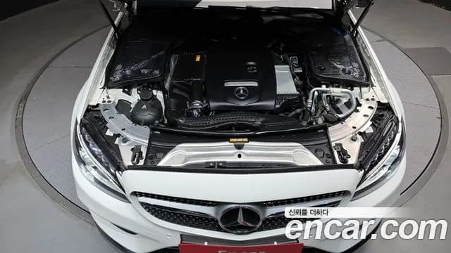 2018 Mercedes-Benz C-Class W205 C200 Cabriolet Sold VIN WDDWK4CB3JF721846 – interior seats 2018 Mercedes-Benz C-Class W205 C200 Cabriolet Sold VIN WDDWK4CB3JF721846 – interior seats