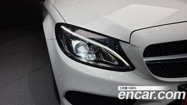 2018 Mercedes-Benz C-Class W205 C200 Cabriolet Sold VIN WDDWK4CB3JF721846 – photo 26 2018 Mercedes-Benz C-Class W205 C200 Cabriolet Sold VIN WDDWK4CB3JF721846 – photo 26