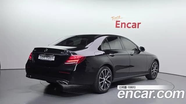 2017 Mercedes-Benz E-Class W213 E220d Avantgarde Sold VIN WDDZF0EB0HA114673 – photo 13 2017 Mercedes-Benz E-Class W213 E220d Avantgarde Sold VIN WDDZF0EB0HA114673 – photo 13