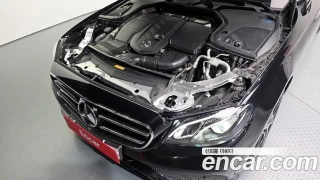 2017 Mercedes-Benz E-Class W213 E220d Avantgarde Sold VIN WDDZF0EB0HA114673 – photo 14 2017 Mercedes-Benz E-Class W213 E220d Avantgarde Sold VIN WDDZF0EB0HA114673 – photo 14