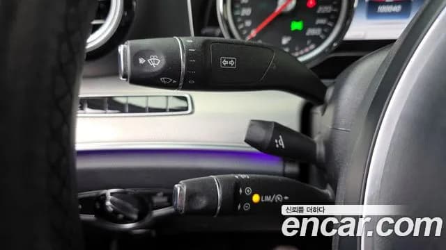 2017 Mercedes-Benz E-Class W213 E220d Avantgarde Sold VIN WDDZF0EB0HA114673 – photo 20 2017 Mercedes-Benz E-Class W213 E220d Avantgarde Sold VIN WDDZF0EB0HA114673 – photo 20