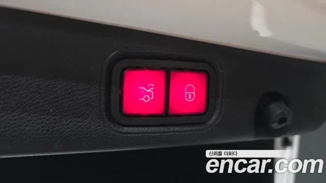 2019 Mercedes-Benz E-Class W213 E220d Avantgarde Sold VIN WDDZF0EB0KA494721 – front exterior 2019 Mercedes-Benz E-Class W213 E220d Avantgarde Sold VIN WDDZF0EB0KA494721 – front exterior