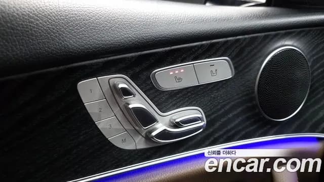 2019 Mercedes-Benz E-Class W213 E220d Avantgarde Sold VIN WDDZF0EB0KA494721 – interior seats 2019 Mercedes-Benz E-Class W213 E220d Avantgarde Sold VIN WDDZF0EB0KA494721 – interior seats